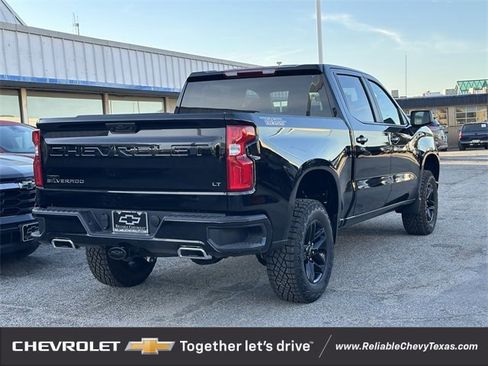 New 2026 Chevrolet Silverado 1500 LT Trail Boss w/ Convenience Package II image 4