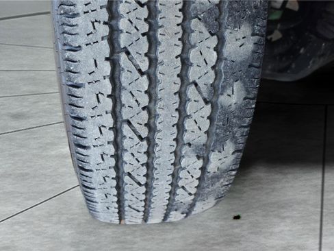 Used 2023 Chevrolet Express 3500 LT w/ LT Preferred Equipment Group image 31