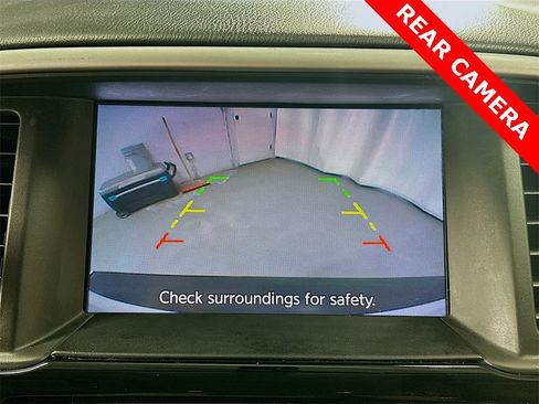 Used 2018 Nissan Pathfinder S image 14