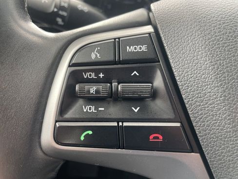 Used 2017 Hyundai Elantra SE w/ SE A/T Tech Package 03 FWD image 10