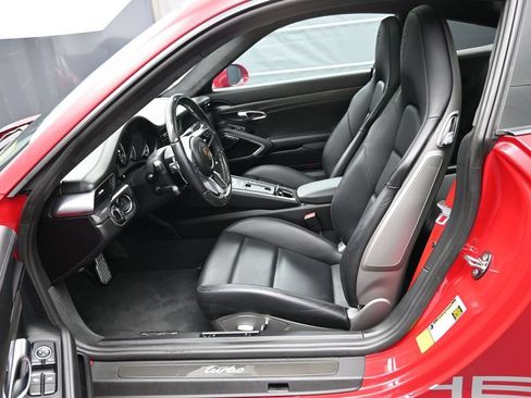 Certified 2019 Porsche 911 Turbo AWD/4WD image 6