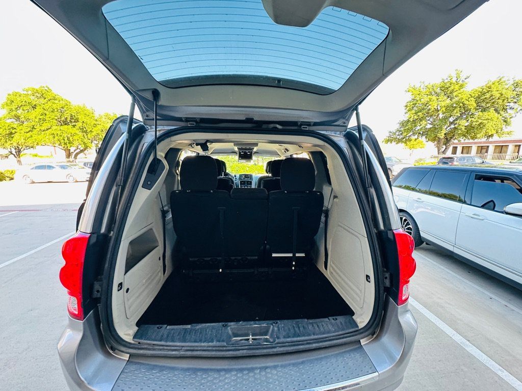 Used 2015 Dodge Grand Caravan SXT FWD image 20