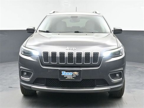 Used 2019 Jeep Cherokee Limited image 3