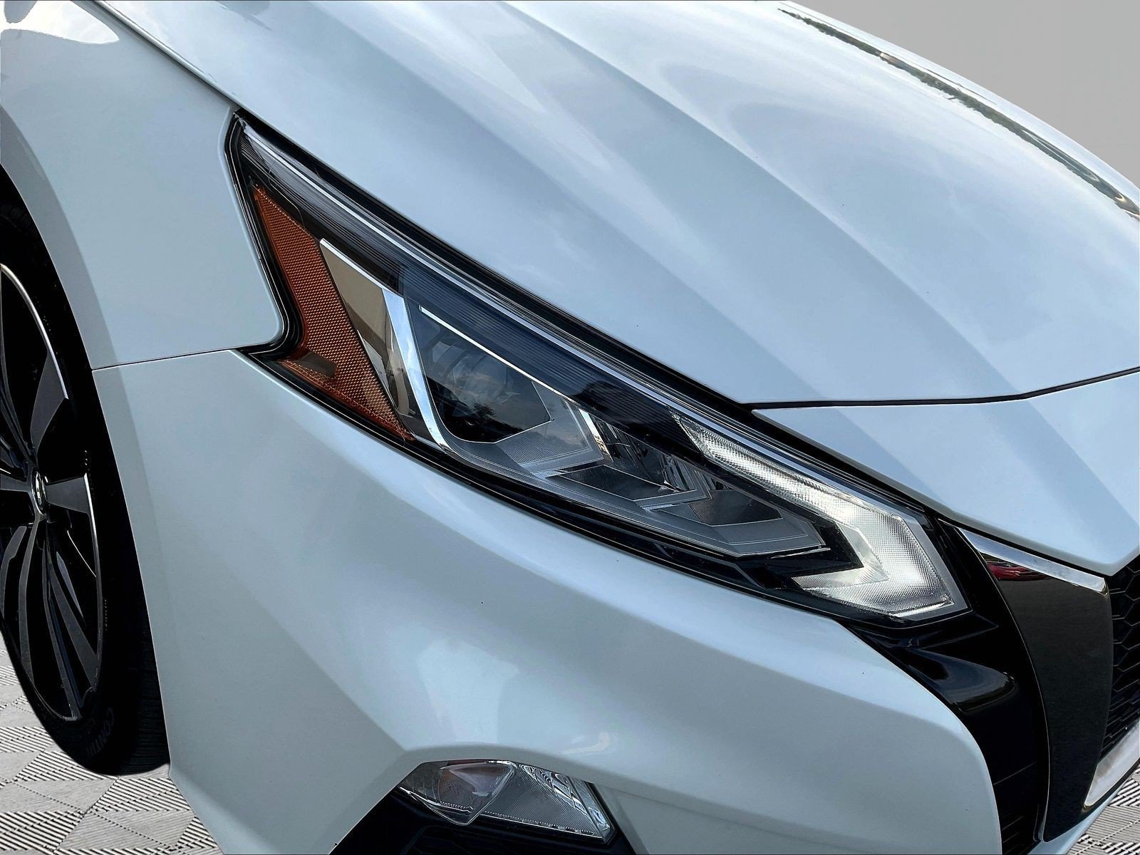 Used 2019 Nissan Altima 2.5 SR w/ SR Premium Package AWD/4WD image 31