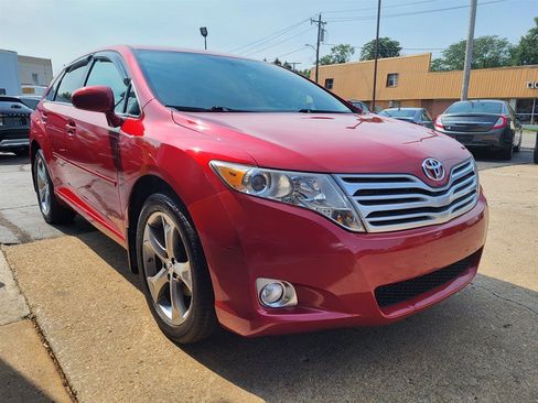 Used 2012 Toyota Venza LE w/ LE Convenience Pkg AWD/4WD image 1