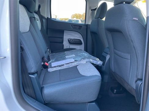 New 2025 Ford Maverick XLT w/ XLT Luxury Package image 11