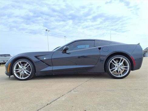 Used 2015 Chevrolet Corvette Stingray Coupe w/ 2LT Preferred Equipment Group image 5
