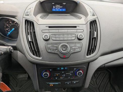 Used 2018 Ford Escape SE image 12