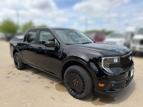 New 2026 Ford Maverick Lobo AWD/4WD image 3