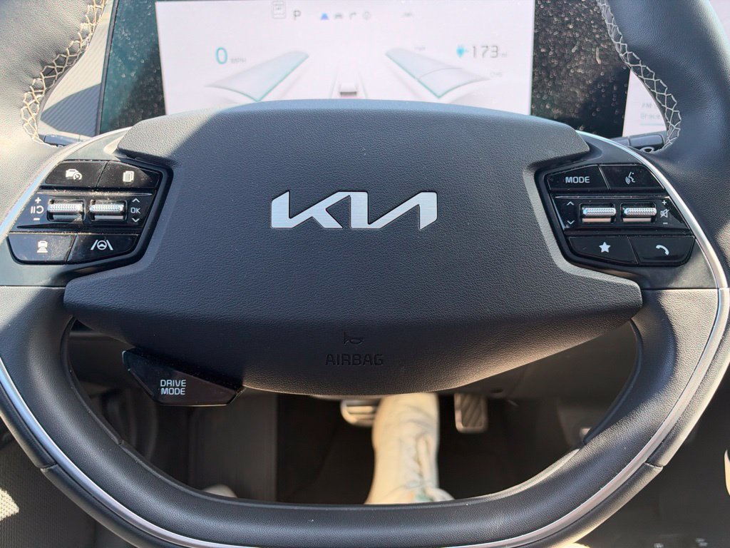 Certified 2024 Kia EV6 GT-Line AWD/4WD image 15