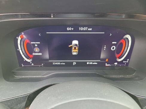 Used 2023 Nissan Pathfinder Platinum image 30