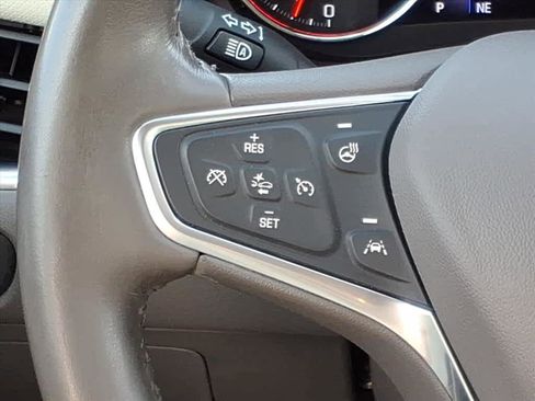 Used 2019 Chevrolet Malibu Premier w/ Sun and Wheel Package image 8