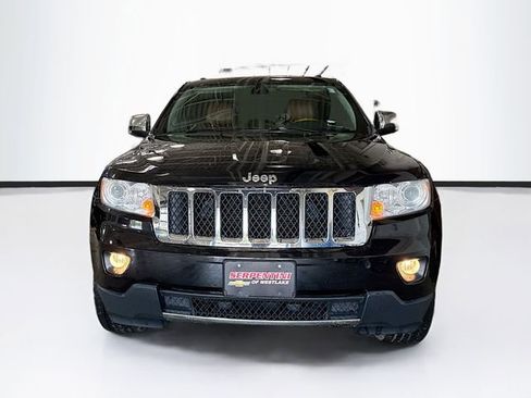 Used 2013 Jeep Grand Cherokee Overland AWD/4WD image 4
