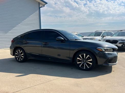 Used 2022 Honda Civic EX-L image 7