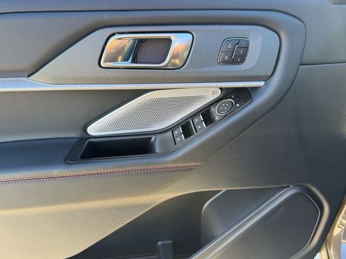 New 2026 Ford Explorer ST w/ Sun And Sound Package image 9
