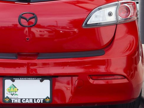 Used 2013 MAZDA MAZDA3 i Touring image 19