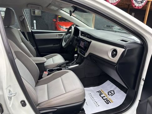 Used 2017 Toyota Corolla LE image 14