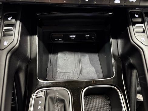 Used 2025 Kia Telluride SX Prestige image 39