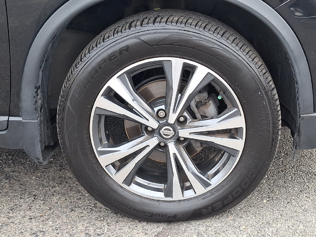 Used 2017 Nissan Rogue SL AWD/4WD image 8