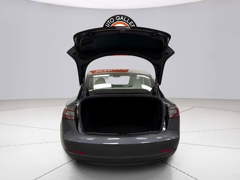 Used 2018 Tesla Model 3 Long Range image 25