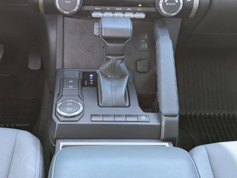 Used 2024 Toyota Tacoma SR5 image 19