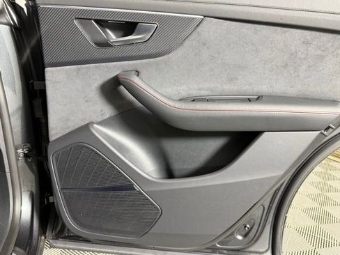 Used 2026 Audi Q8 Prestige image 27