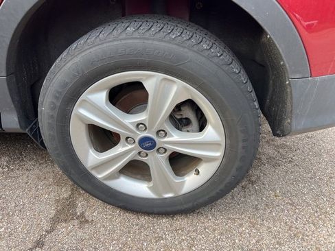 Used 2014 Ford Escape SE image 8