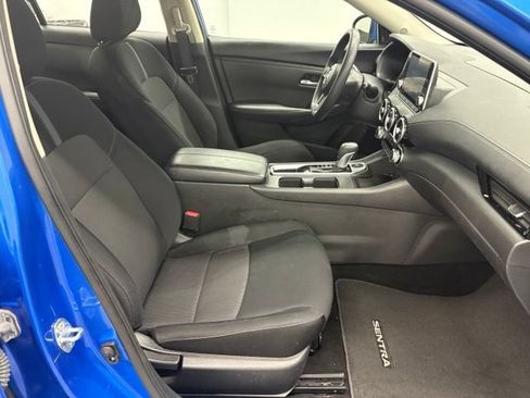 Used 2024 Nissan Sentra SV FWD image 30