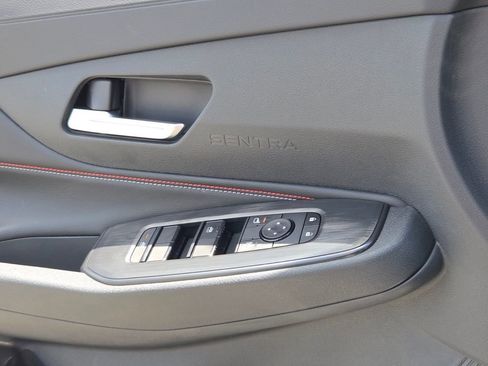 New 2026 Nissan Sentra SR FWD image 26