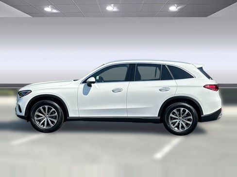 Used 2023 Mercedes-Benz GLC 300 image 2