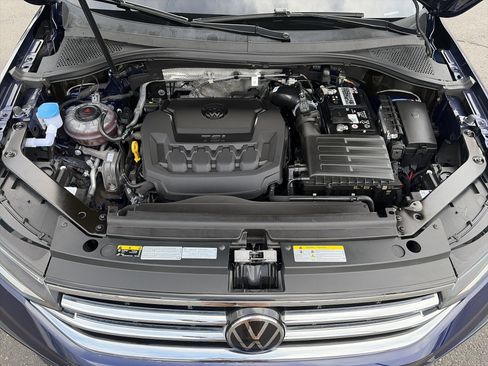 Used 2022 Volkswagen Tiguan SE image 30