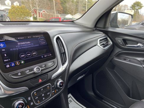 Used 2020 Chevrolet Equinox Premier image 24