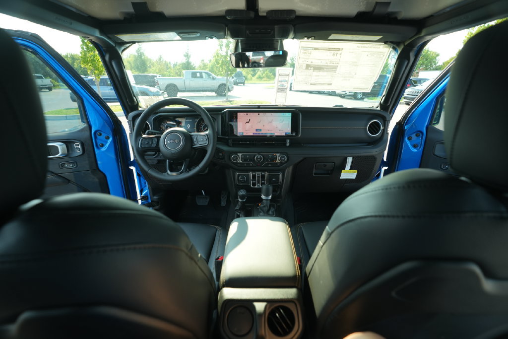 New 2026 Jeep Gladiator Sport AWD/4WD image 21