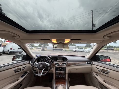 Used 2014 Mercedes-Benz E 350 Sedan image 14