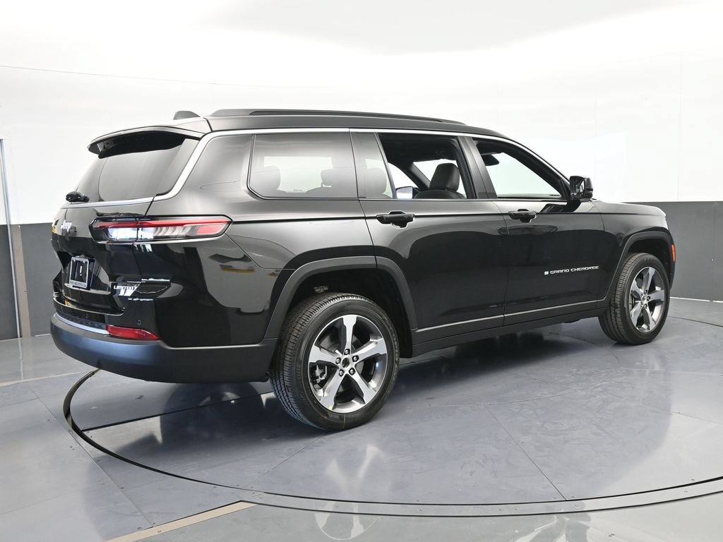 New 2026 Jeep Grand Cherokee L Limited RWD image 6