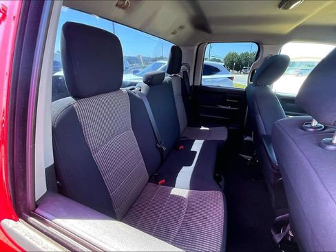 Used 2012 RAM 1500 Express RWD image 34