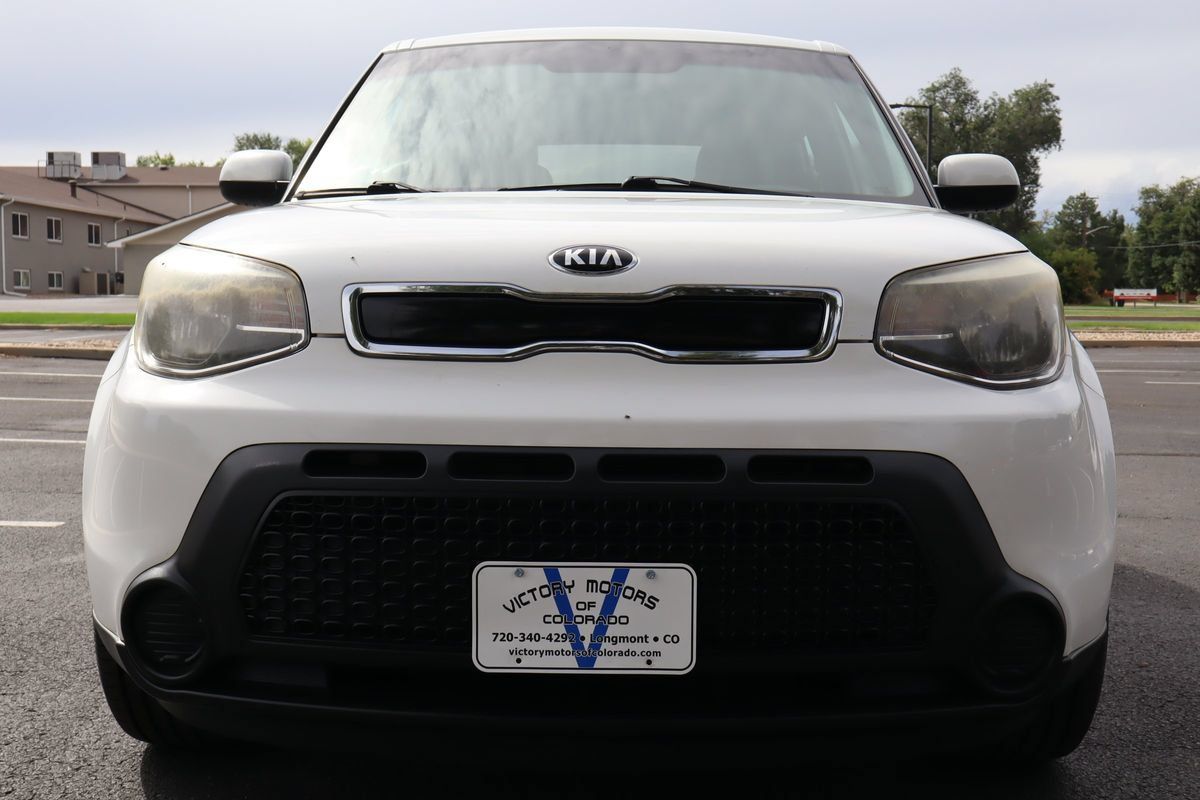 Used 2015 Kia Soul + FWD image 13