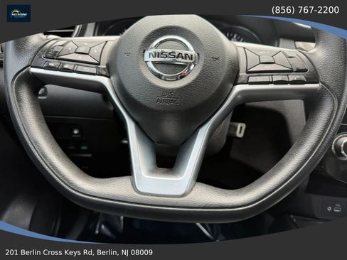 Used 2018 Nissan Rogue S AWD/4WD image 18