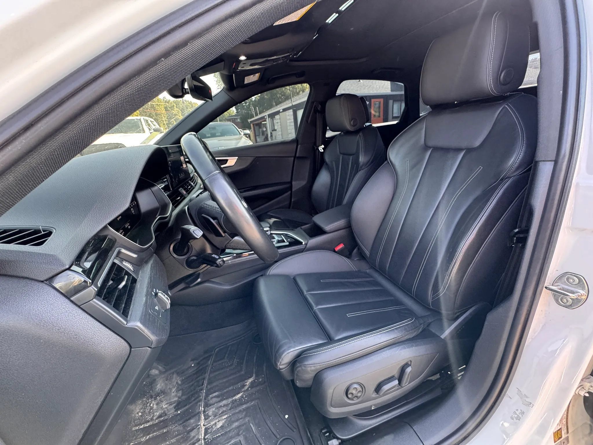 Used 2022 Audi A4 2.0T Premium Plus AWD/4WD image 9