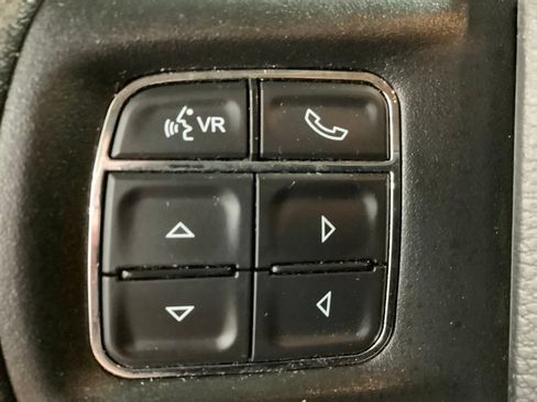 Used 2021 RAM 1500 Express w/ Express Value Package AWD/4WD image 10