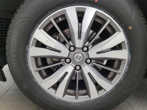 Used 2017 Nissan Pathfinder S FWD image 31