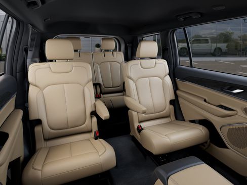 New 2026 Jeep Grand Cherokee L Limited image 15