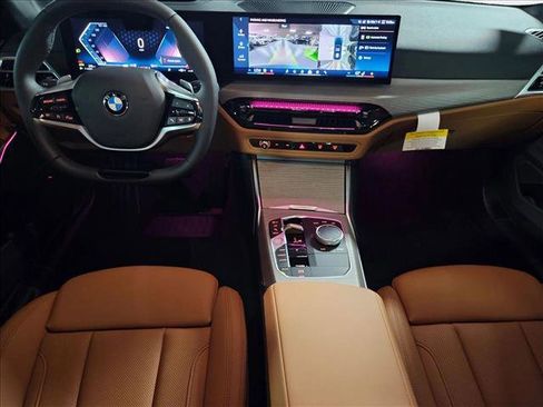 Used 2025 BMW 330i Sedan w/ Premium Package image 15