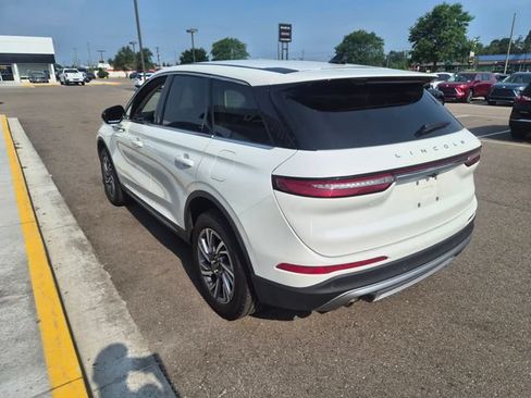 Used 2023 Lincoln Corsair AWD w/ Equipment Group 101A image 9