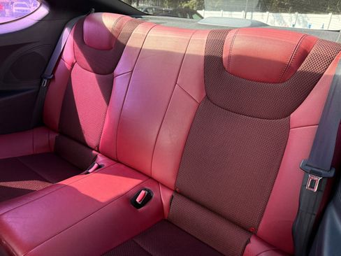 Used 2013 Hyundai Genesis 3.8 image 23