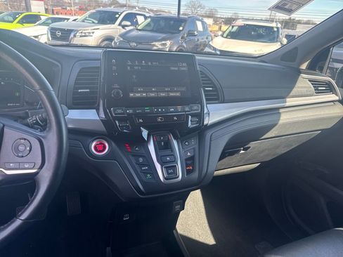 Used 2024 Honda Odyssey EX-L image 18