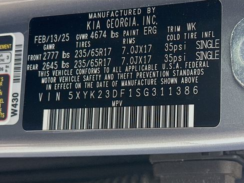 Used 2025 Kia Sportage LX FWD image 12