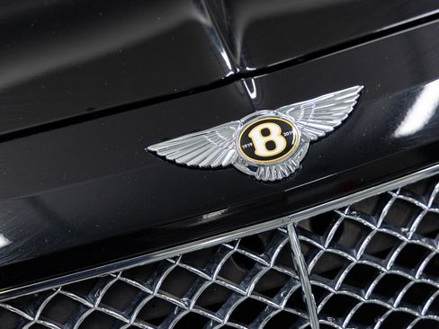 Used 2020 Bentley Bentayga AWD/4WD image 8