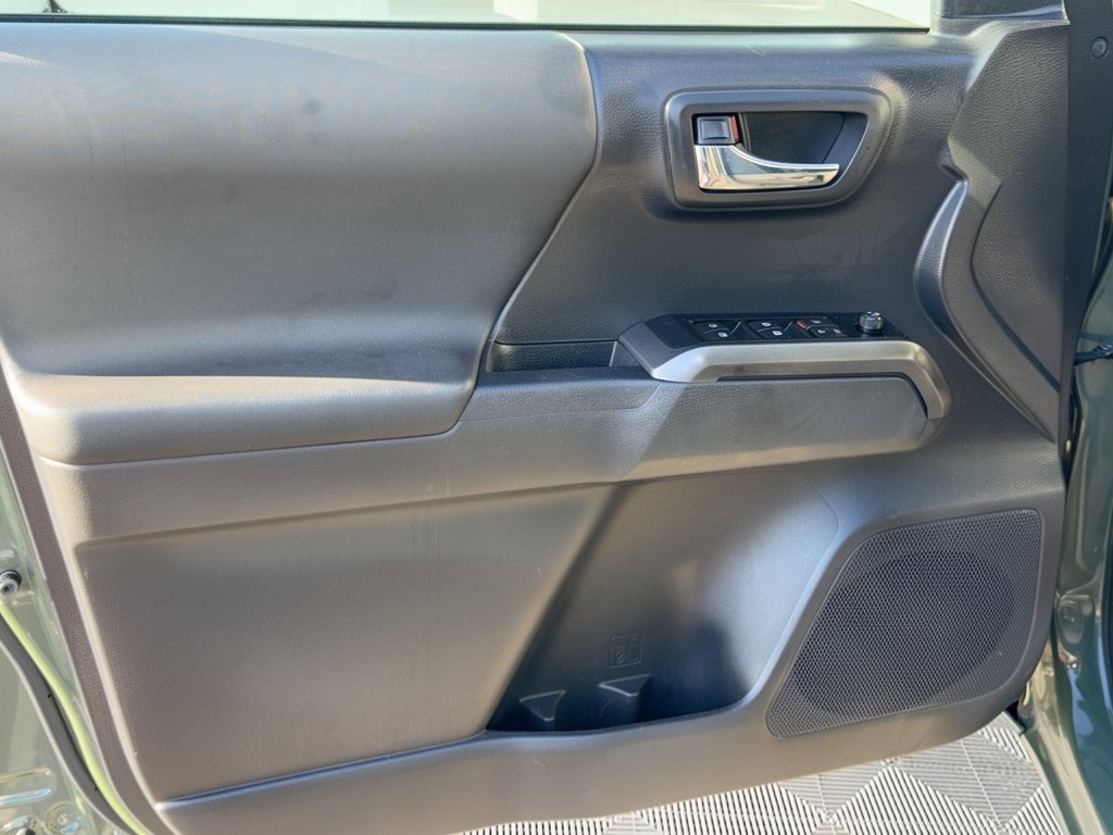 Certified 2022 Toyota Tacoma TRD Sport w/ Technology Package RWD image 14
