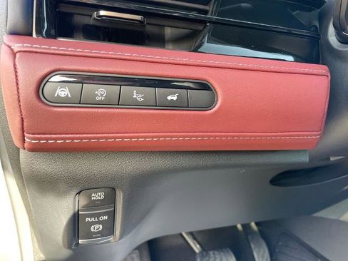 Certified 2025 INFINITI QX80 Autograph image 19